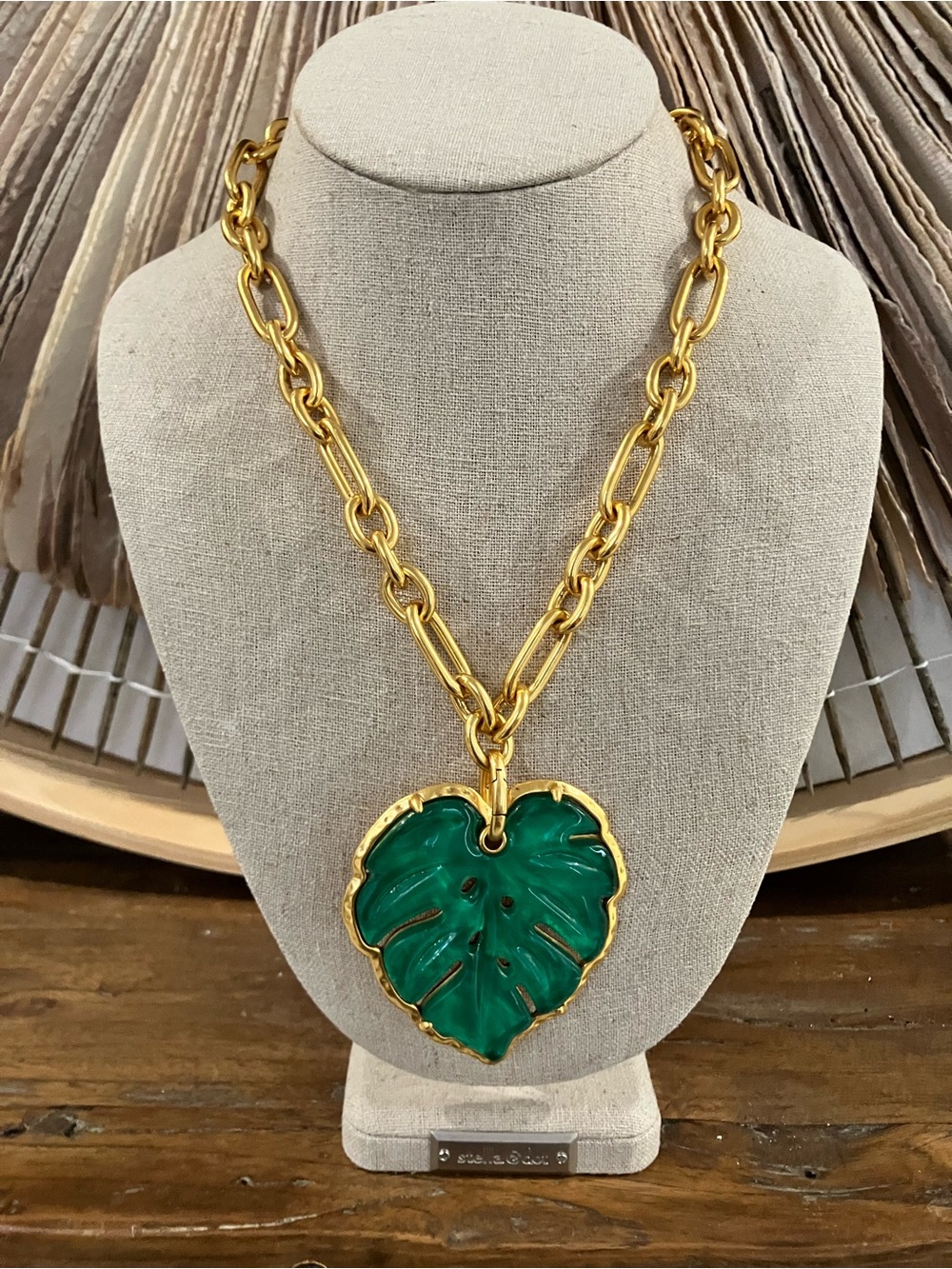 Kendra Scott Kayla Gold Chain Necklace with Green Monstera Leaf Pendant